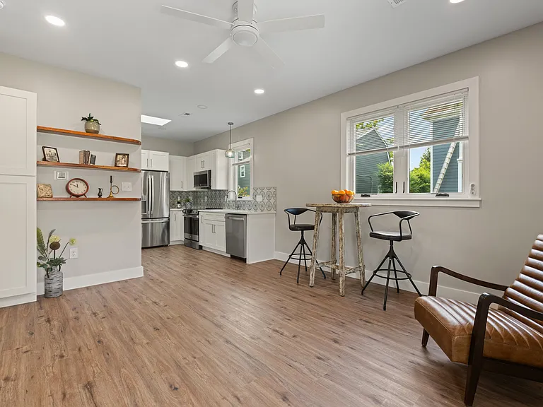 106 W Lancaster Rd #B — Photo 8