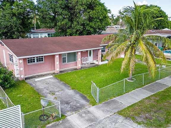 3rd image of 4471 NW 172nd Dr