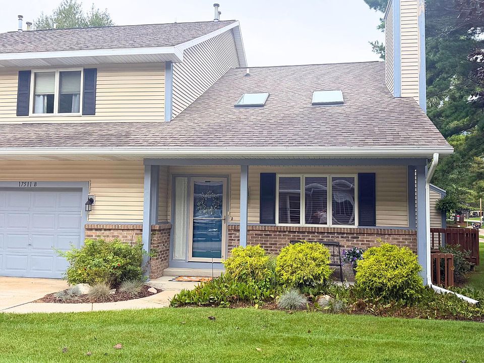 1st image of 17511 Parkwood Unit B
