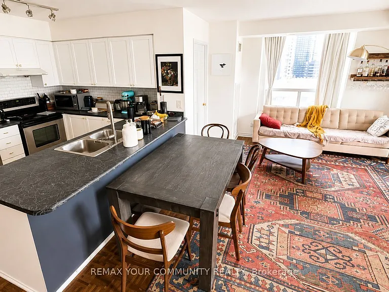23 Hollywood Ave #3310 — Photo 4