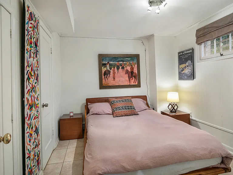 4th bedroom - basement