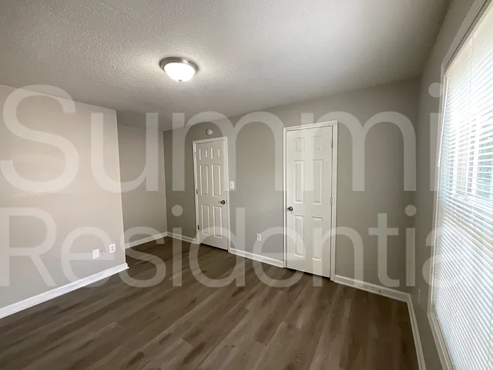 7189 Ravenwood Ln — Photo 15