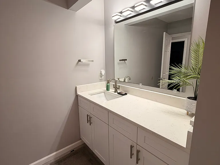 124 Elm Ave SE #3C — Photo 5