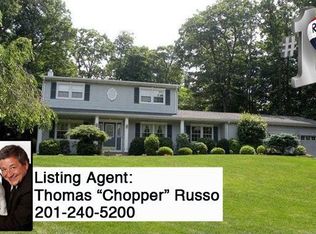 113 Algonquin Trl, Oakland, NJ 07436