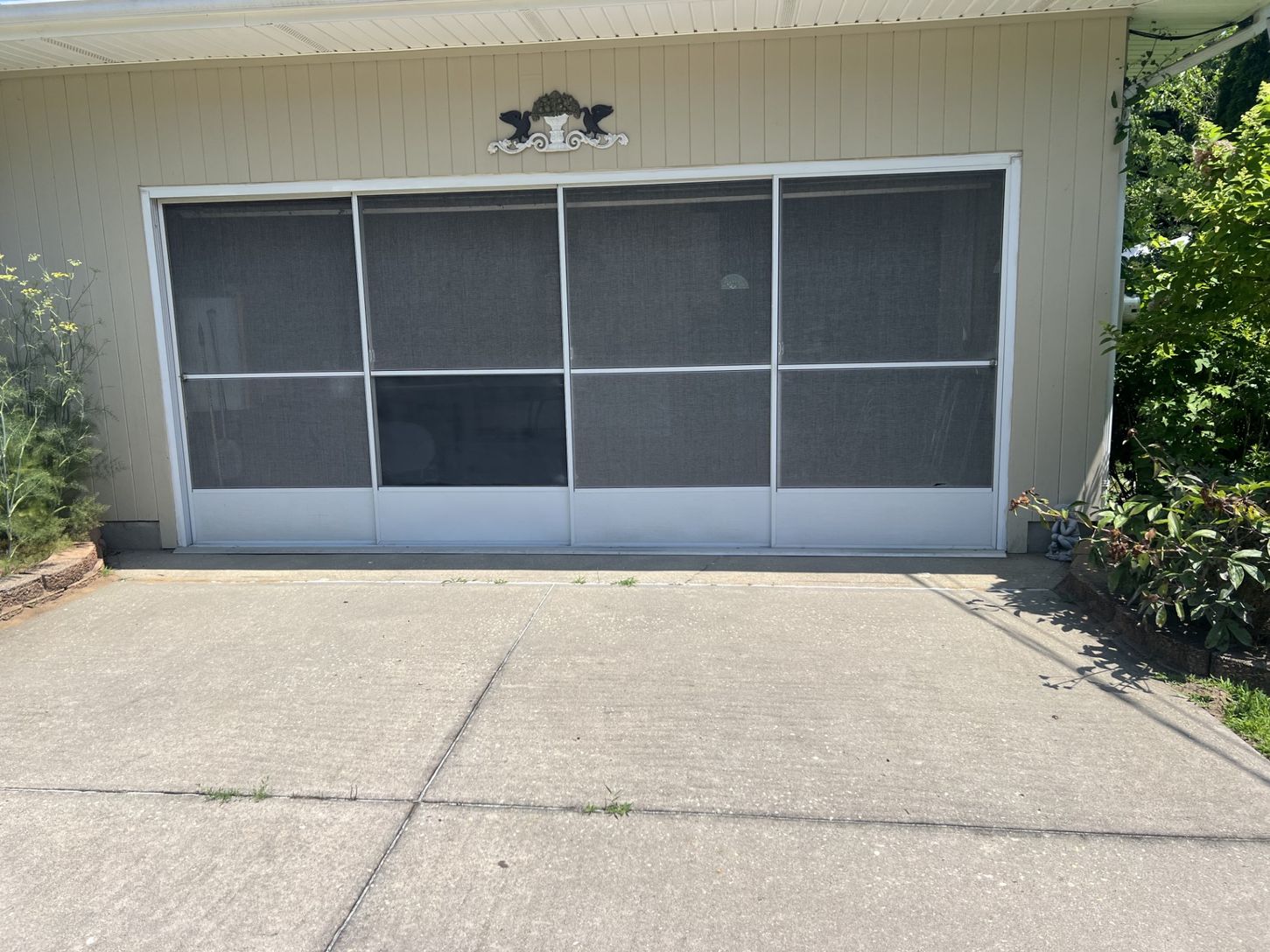 Screened in Garage