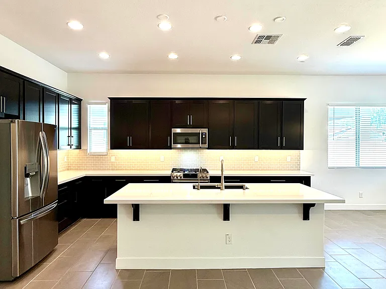 3824 E Fiesta Flower Ln — Photo 10