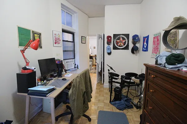 Rented by Luxor Homes & Investment Realty | media 26