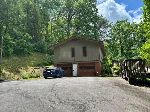 306 Dehart Mill Rd, Bryson City, NC 28713
