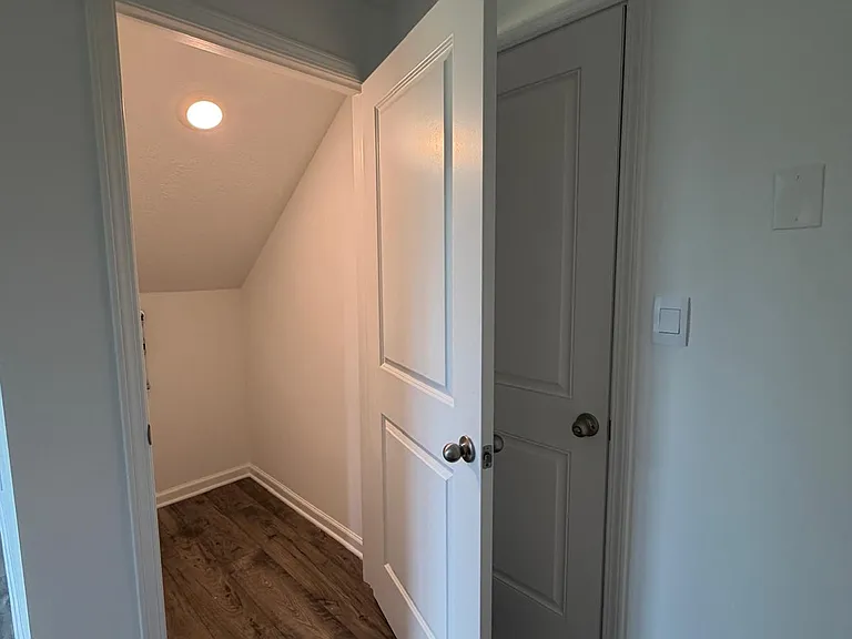 1540 Chappel St — Photo 8