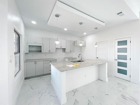 3rd image of 3608 El Cajon Ave
