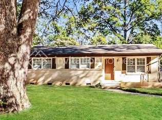 1142 Eastview Dr, Charlotte, NC 28211