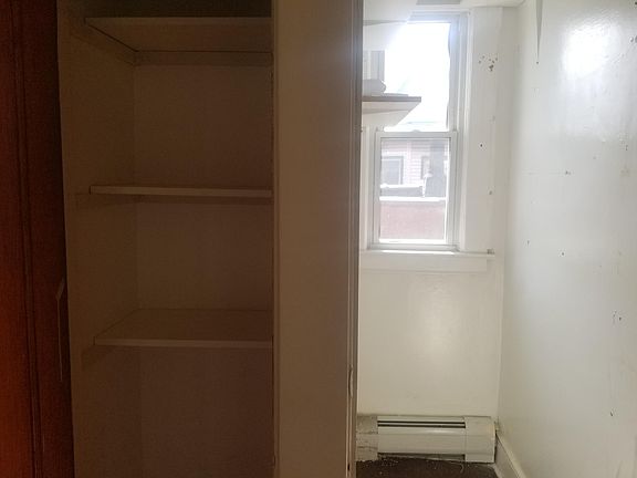 2nd image of 322 Washington Ave #2