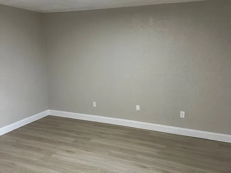 2606 NE Lake Ave — Photo 10