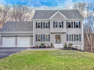 3 Connor Ln, Bellingham, MA 02019