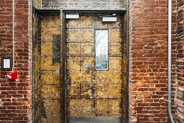 Rented by Nooklyn NYC LLC | media 48