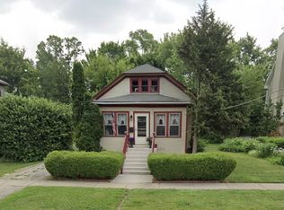 269 N Benton St, Palatine, IL 60067