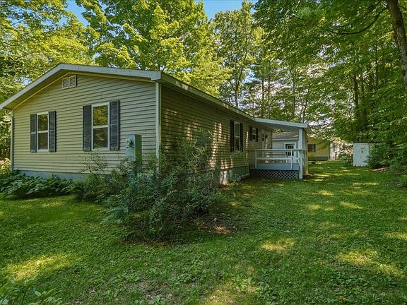 4th image of 135 Williston Woods Road