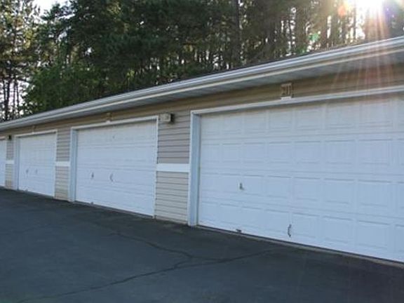 3rd image of 3 Southview Dr APT 3M