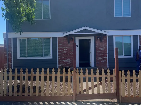 27 Panorama Dr APT A, Vallejo, CA 94589