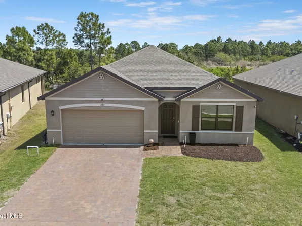 927 Remington Green Dr SE, Palm Bay, FL 32909