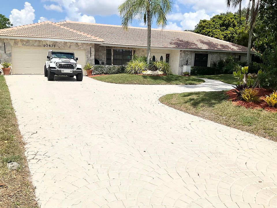 1st image of 10477 NW 4th Street