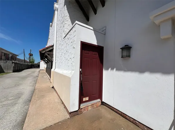 2744 Briarhurst Dr APT 49, Houston, TX 77057