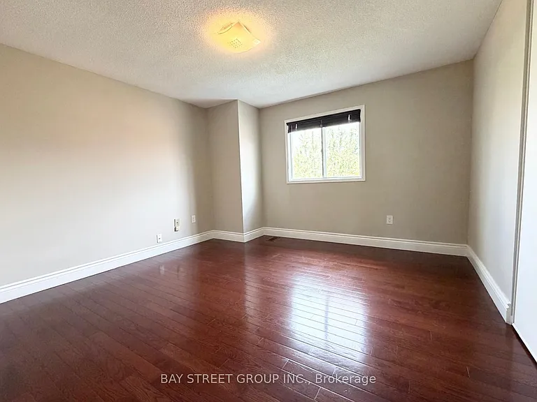 3620 Cherrington Cres — Photo 11