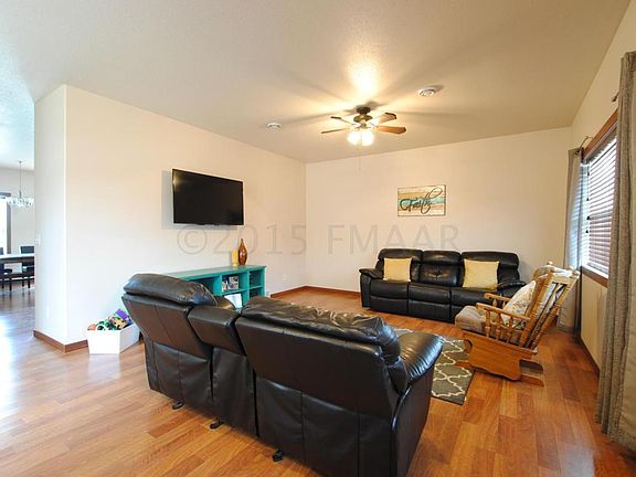 2nd image of 1258 4th St NW