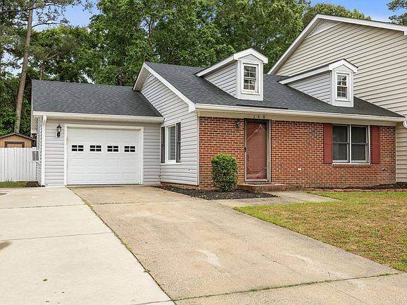 3rd image of 140 Rollingwood Dr