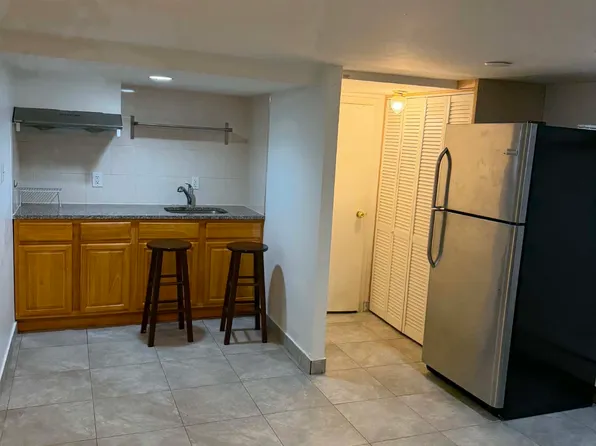 150-11 24th Ave #G, Whitestone, NY 11357