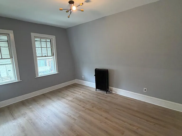 120 Washington Ave #A — Photo 9