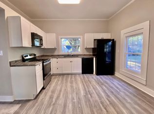235 E Wilson Ave, Mooresville, NC 28115