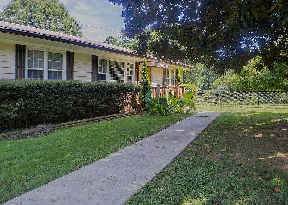 1st image of 2555 Shady Grove Rd