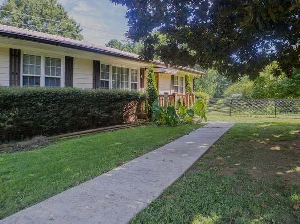 2555 Shady Grove Rd, Adamsville, AL 35005