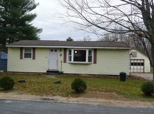 10 Sterling Rd, Auburn, ME 04210