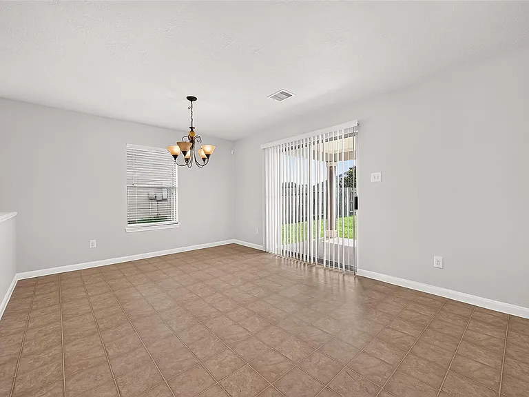 18403 Tupper Bend Ln — Photo 9