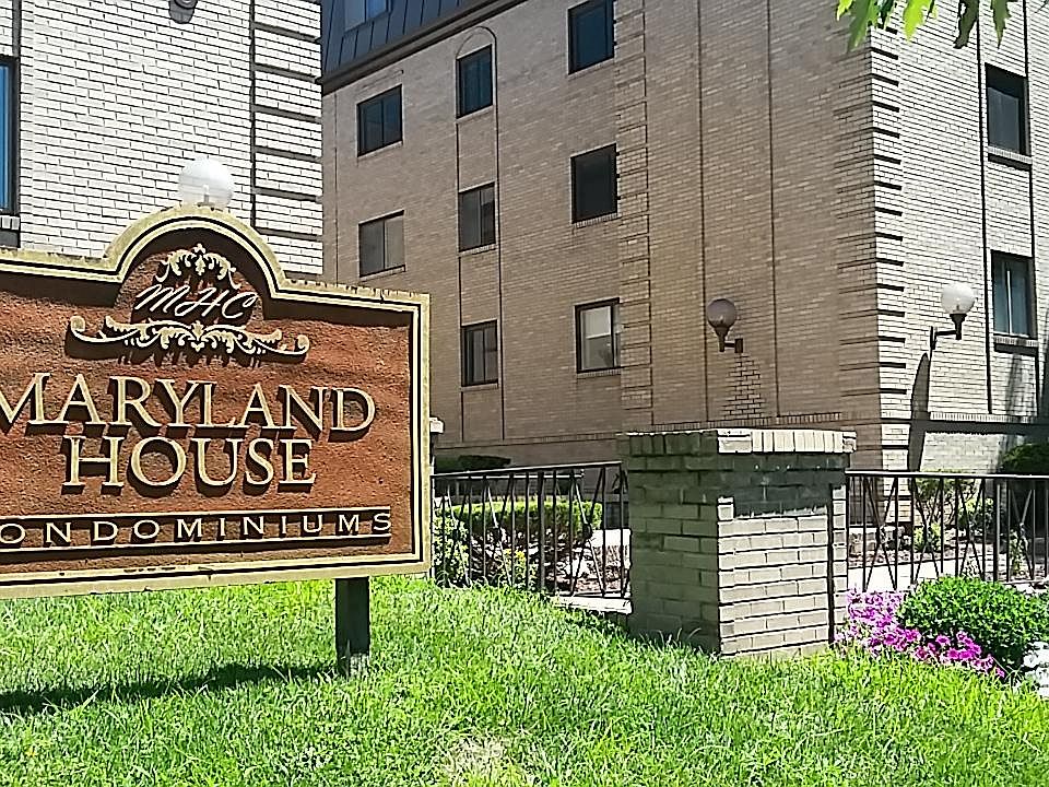 1st image of 4355 Maryland Ave APT 105