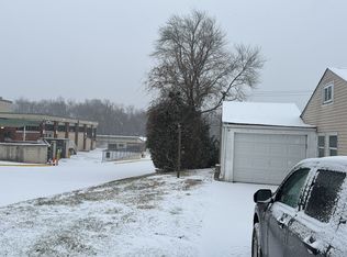 420 Trenton Rd, Fairless Hills, PA 19030