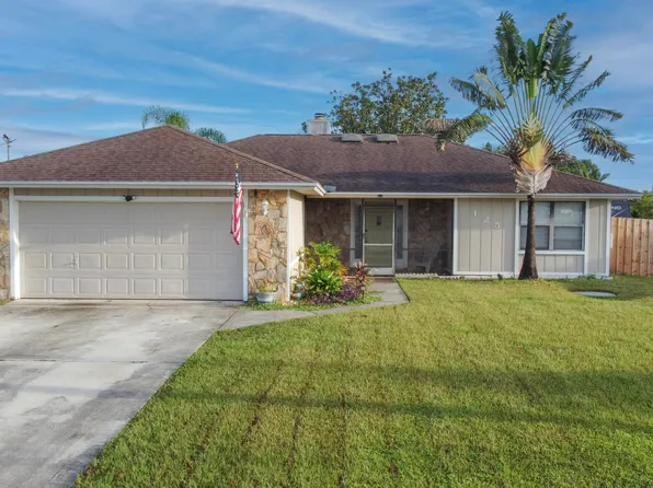 125 SW Whitmore Drive, Port St Lucie, FL 34984