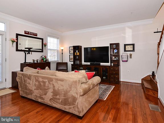 4th image of 13692 Salk St #280