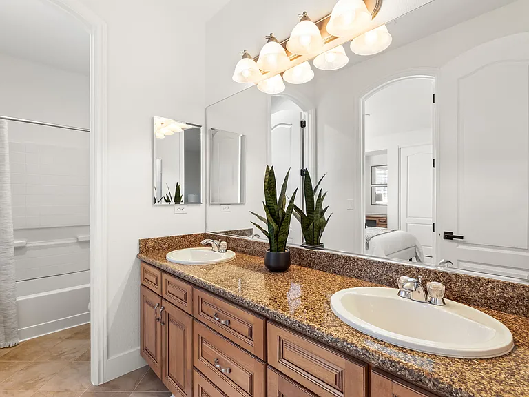 Jack and jill bathroom between the two guest bedrooms