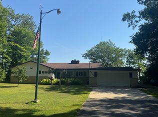 7760 Paradise Trl, Carp Lake, MI 49718