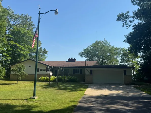 7760 Paradise Trl, Carp Lake, MI 49718