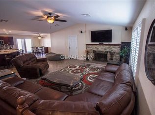3832 N Torrey Pines Dr, Las Vegas, NV 89108