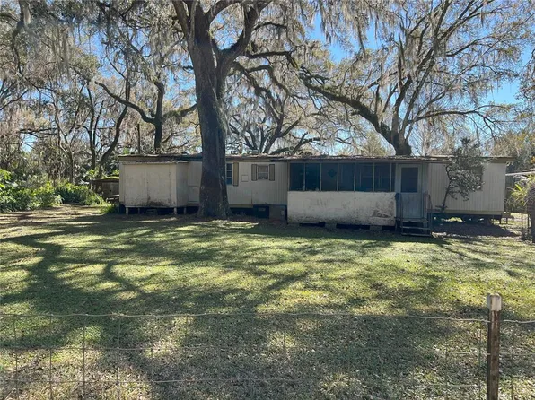 3650 NE 170th St, Citra, FL 32113