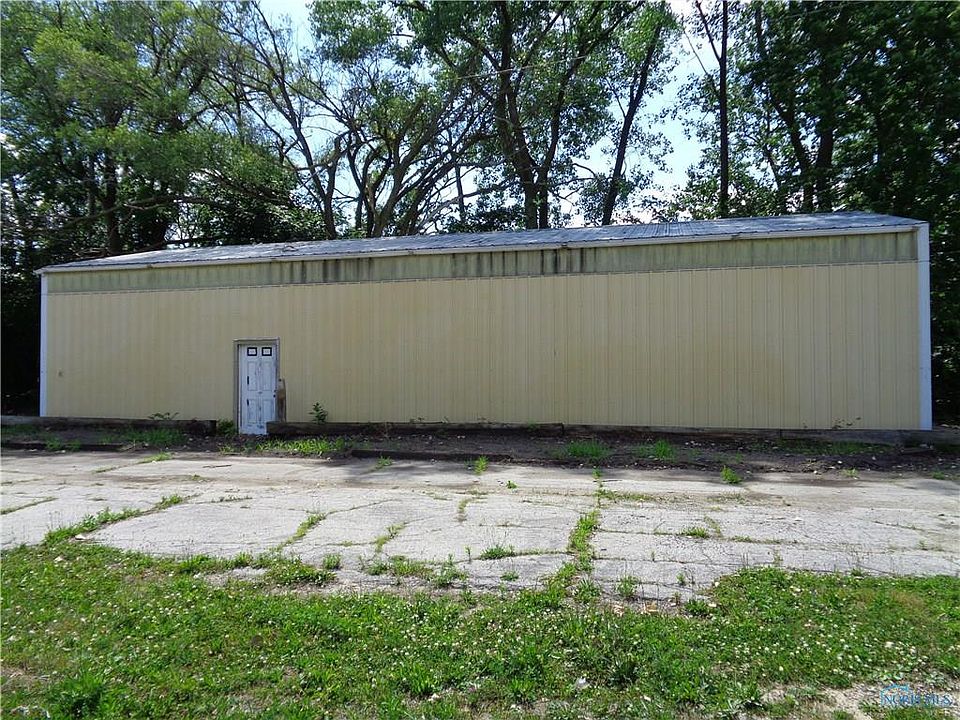 2nd image of 706 Howland Ave