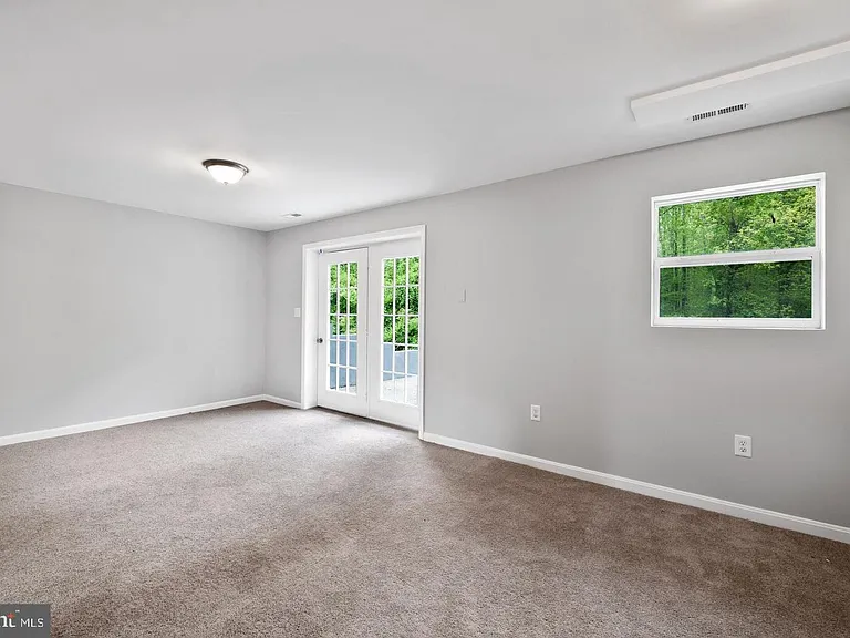 3491 Solomons Island Rd — Photo 10