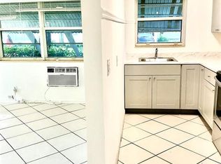 1645 NE 12th St #B, Fort Lauderdale, FL 33304