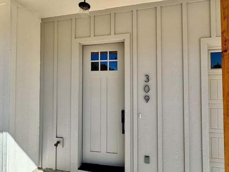 309 Talons Dr — Photo 2
