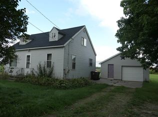 8757 E Blanchard Rd, Shepherd, MI 48883